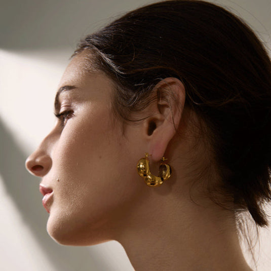 The Tsafack Earring | 18K Gold Textured Flower Hoop Earrings | Stainless Steel Waterproof Hoop Earrings | Luxury Flower Earrings | The OÓ Jewels