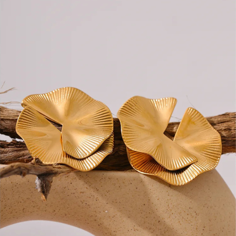 The Kameni Earring