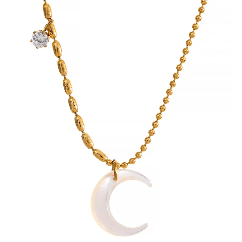The Nganoú Necklace, 18K Gold Plated Stainless Steel with Shell Pendant in Geometric Design | The OÓ Jewels