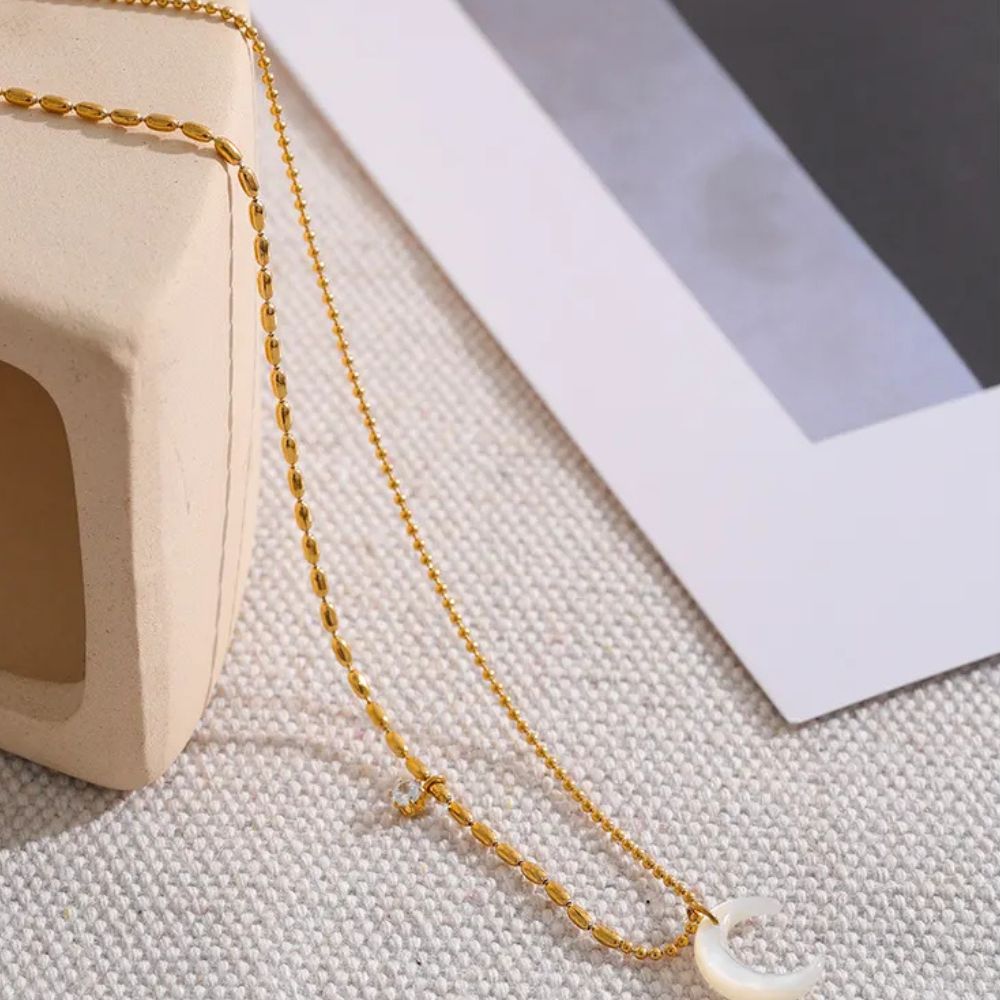 The Nganoú Necklace, 18K Gold Plated Stainless Steel with Shell Pendant in Geometric Design | The OÓ Jewels