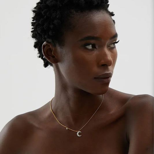 The Nganoú Necklace