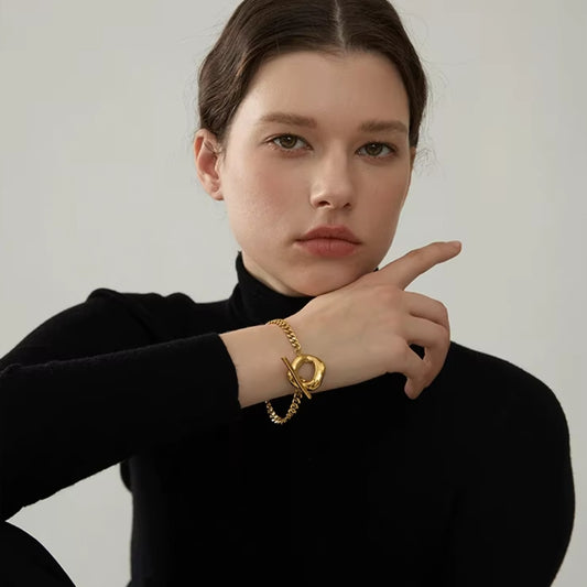 The Sialeú Bracelet | Gold Charm Bracelet | Geometric Jewelry | 18K Gold Plated Bracelet | Stainless Steel Jewelry | Trendy Women's Bracelet | The OÓ Jewels