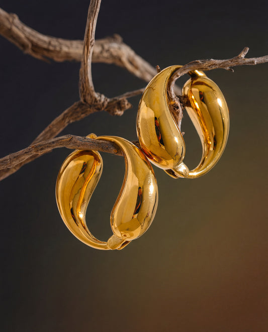 The Nandá Earring